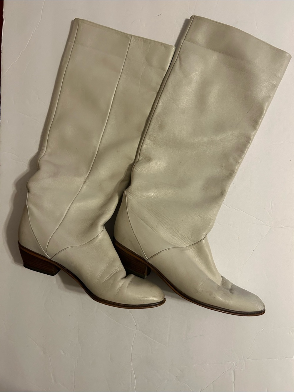 Women's vintage Leather Boots in Off-White size 6